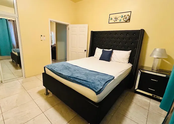 The Rest Stop- Gated Community-24 Hrs Security Сasa de vacaciones Montego Bay